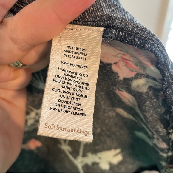 SOFT SURROUNDINGS Jardim Velvet Button Down Tunic Shirt - Petite Small - Picture 11 of 14